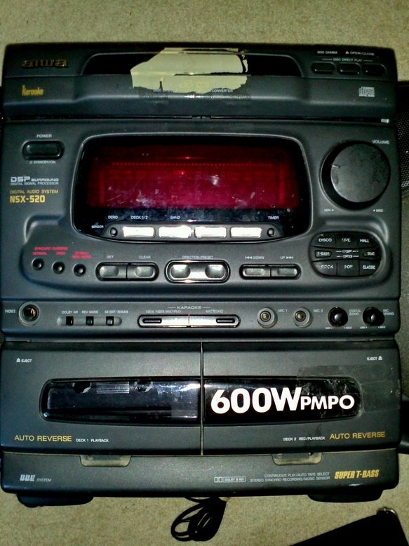 Tech Gadget Reviewer Blog » Blog Archive » AIWA CXN520HD Compact Disc